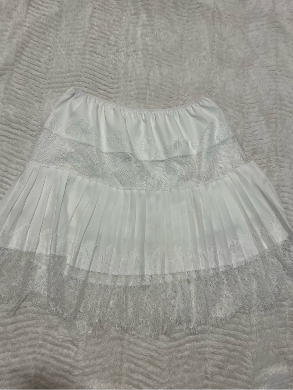 White skirt with lace detailing
